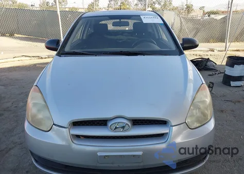2007 Hyundai Accent Gs z USA, uszkodzony, nr VIN KMHCM36C27U006305